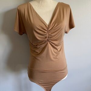 Express Nude Short Sleeve Bodysuit Large Body Contour Fit Snaps Rouched Front
